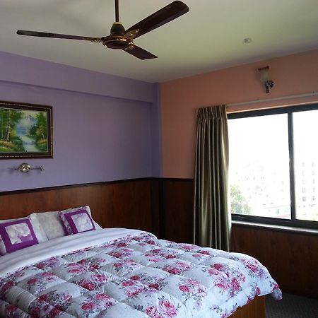 Ranss Apartment Pokhara Eksteriør billede